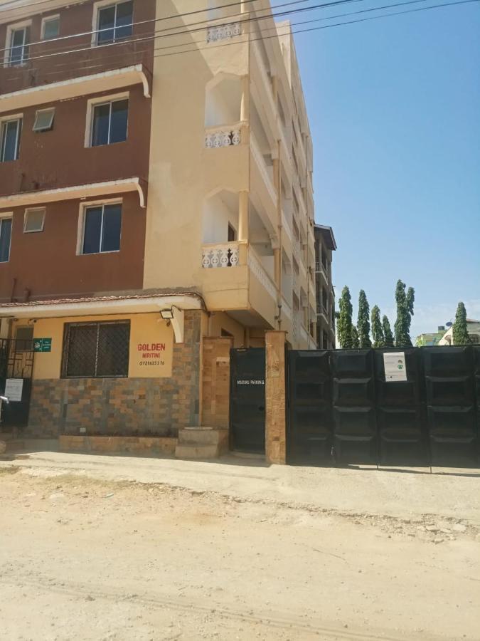 Golden Guest House- Miritini Mombasa Kültér fotó